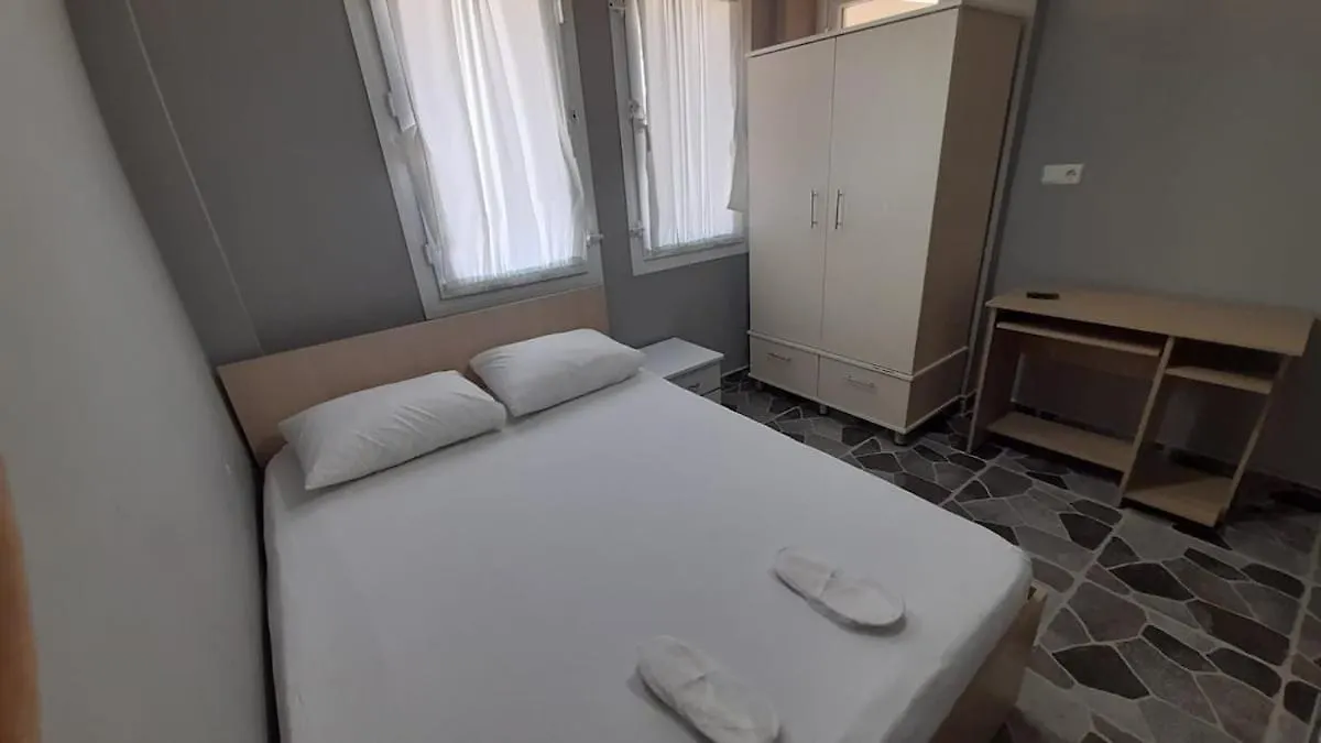 Four Rooms Two Bathrooms Apartment In The Center Of 费特希耶 土耳其