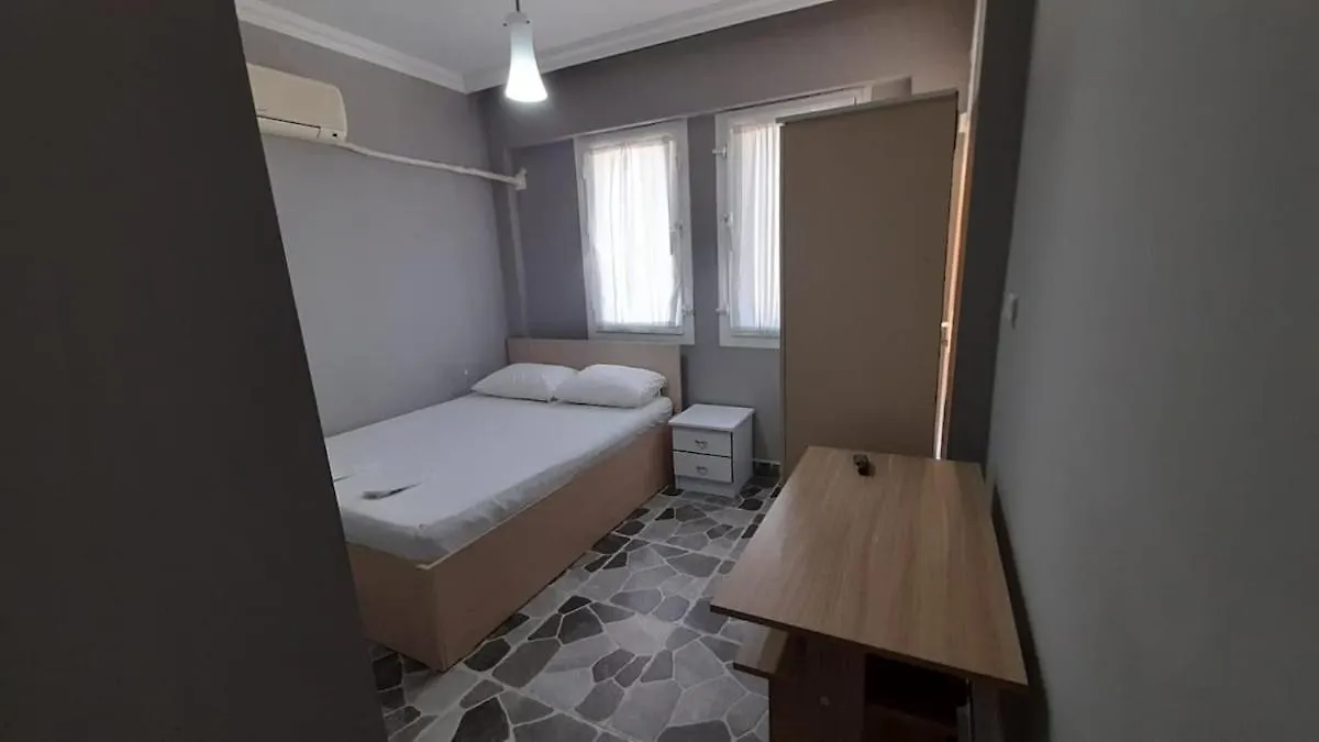 Four Rooms Two Bathrooms Apartment In The Center Of 费特希耶
