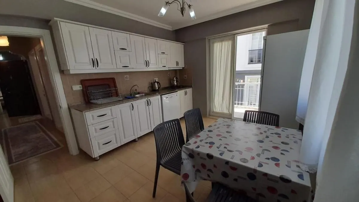 Four Rooms Two Bathrooms Apartment In The Center Of 费特希耶 0*,  土耳其